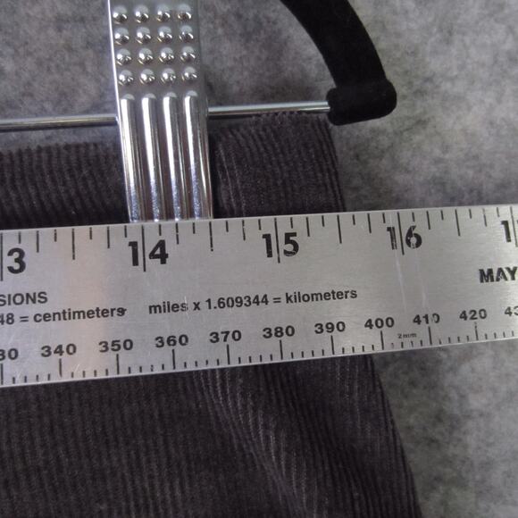 Vintage Levis Jeans Womens 8 Brown 941 Corduroy Regular Fit Straight Leg USA 90s - Picture 3 of 9